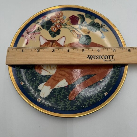 Crowning Touch Décor Porcelain Cat Feline and Flowers Collector's Plate Japan Ca - Picture 9 of 9